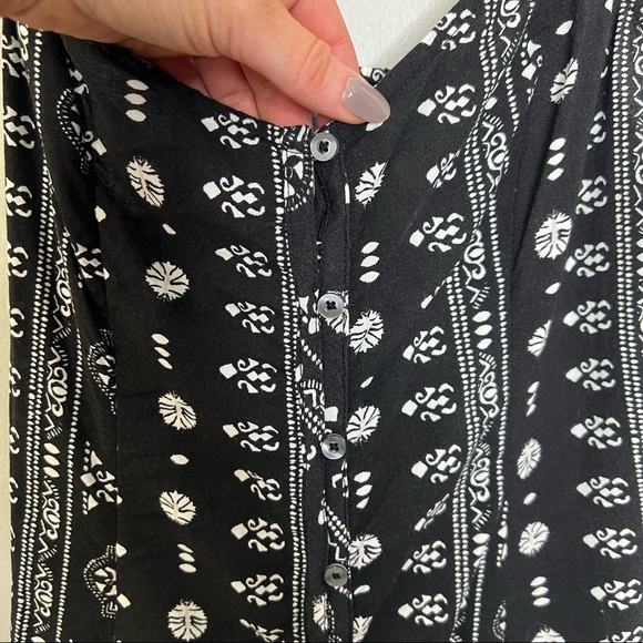 Abercrombie & Fitch aztec tribal mini dress-black, white, size small, summer - Picture 8 of 12
